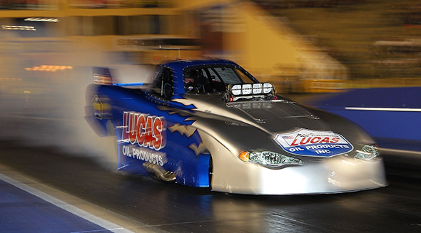 Gary Phillips hails Lucas Oil Products ahead of all-important Winternationals.